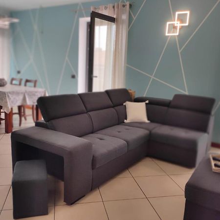 Garda Dreams Apartment Torri Del Benaco Luaran gambar