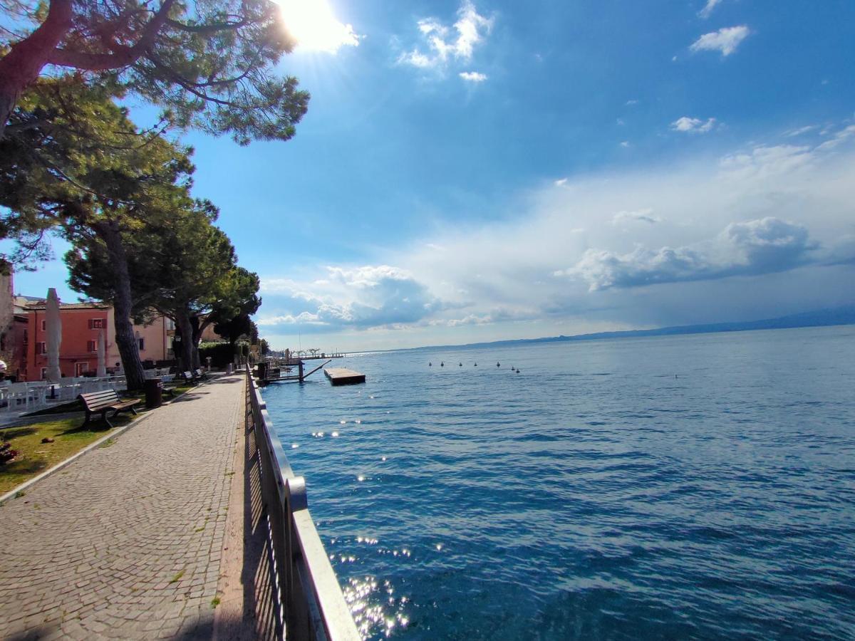 Garda Dreams Apartment Torri Del Benaco Luaran gambar