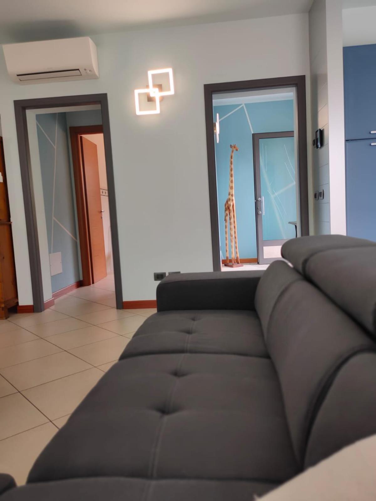 Garda Dreams Apartment Torri Del Benaco Luaran gambar