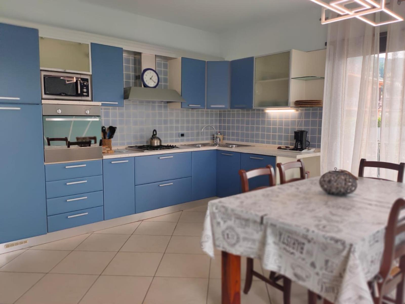 Garda Dreams Apartment Torri Del Benaco Luaran gambar