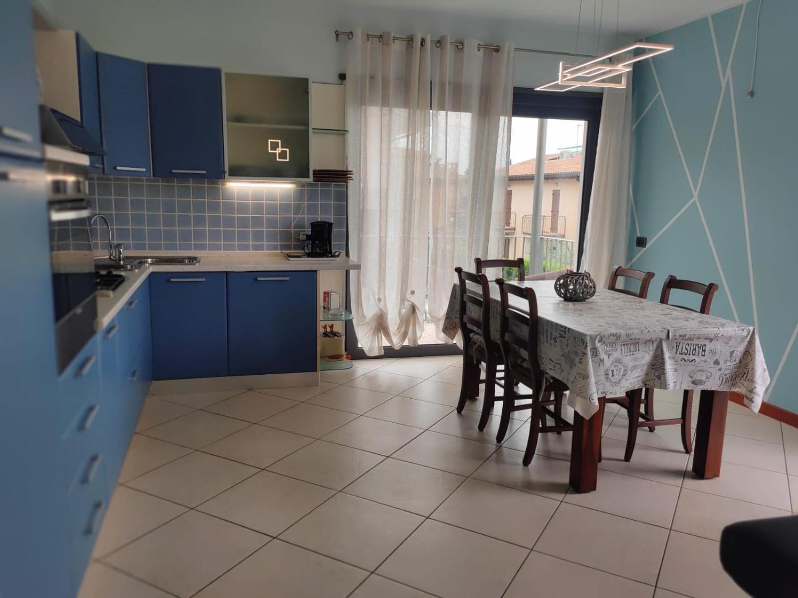 Garda Dreams Apartment Torri Del Benaco Luaran gambar