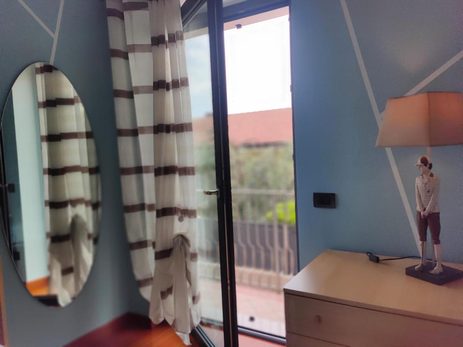 Garda Dreams Apartment Torri Del Benaco Luaran gambar
